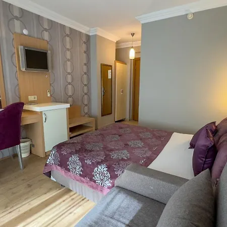 Bilkay Hotell 3*