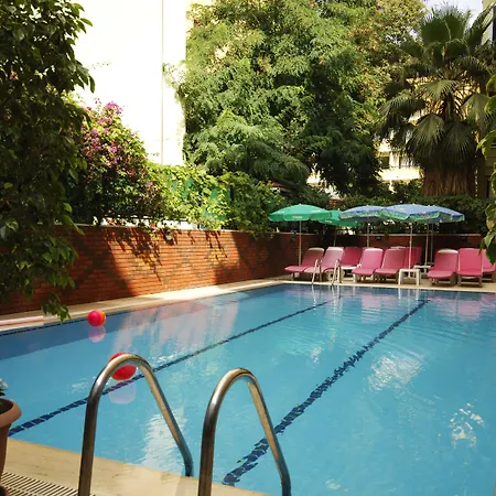 Otel Novis Cleopatra 3*